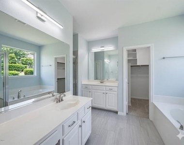 5108 Keating Street - Photo Thumbnail 10