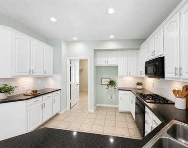 5108 Keating Street - Photo Thumbnail 3