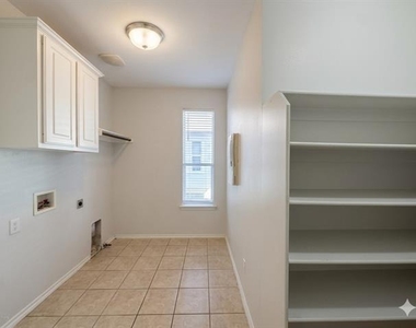 5108 Keating Street - Photo Thumbnail 5