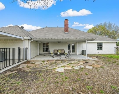 303 Riva Ridge - Photo Thumbnail 33