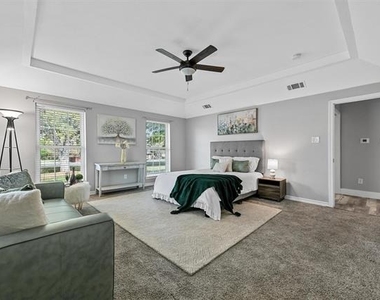 303 Riva Ridge - Photo Thumbnail 21