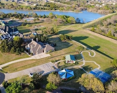 4405 Wolf Court - Photo Thumbnail 32