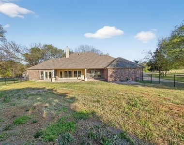 4405 Wolf Court - Photo Thumbnail 30