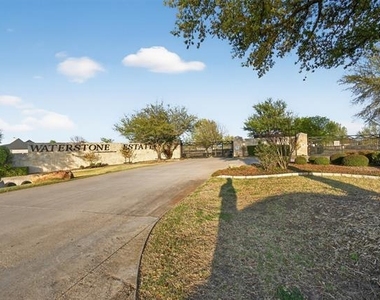 4405 Wolf Court - Photo Thumbnail 2