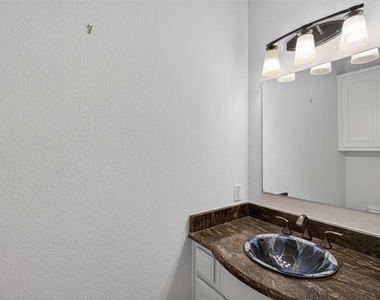 4405 Wolf Court - Photo Thumbnail 18