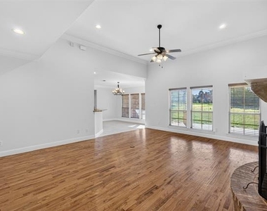 4405 Wolf Court - Photo Thumbnail 16