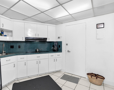 3700 Galt Ocean Drive - Photo Thumbnail 12