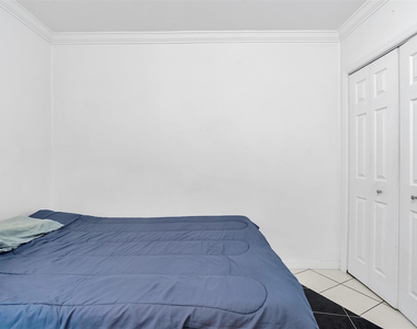3700 Galt Ocean Drive - Photo Thumbnail 18