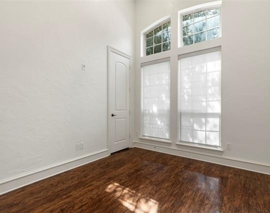 11292 Berkeley Hall Lane - Photo Thumbnail 18