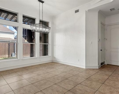 11292 Berkeley Hall Lane - Photo Thumbnail 9