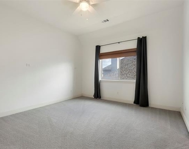 11292 Berkeley Hall Lane - Photo Thumbnail 19