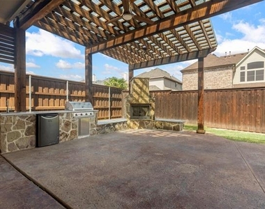 11292 Berkeley Hall Lane - Photo Thumbnail 29