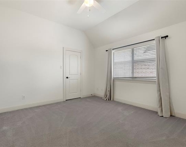 11292 Berkeley Hall Lane - Photo Thumbnail 28