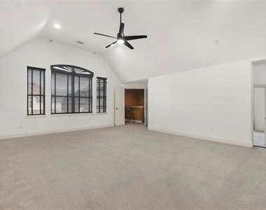 11292 Berkeley Hall Lane - Photo Thumbnail 23