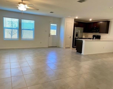 3232 Peyton Lila Road - Photo Thumbnail 6