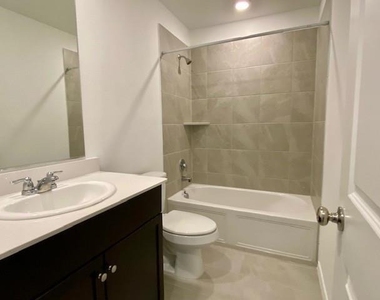 3232 Peyton Lila Road - Photo Thumbnail 14