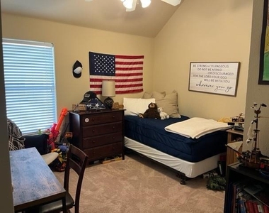 4640 Daisy Leaf Drive - Photo Thumbnail 15