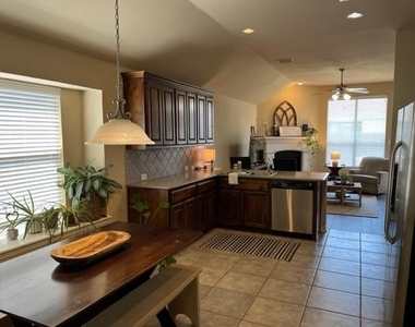 4640 Daisy Leaf Drive - Photo Thumbnail 4