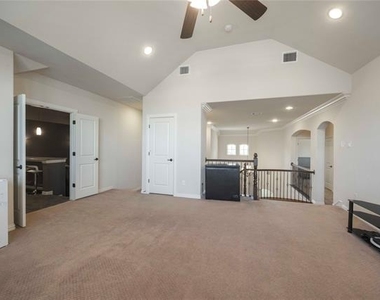 12824 Flatiron Trail - Photo Thumbnail 33