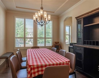 12824 Flatiron Trail - Photo Thumbnail 8