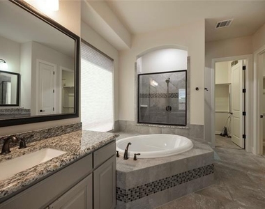 12824 Flatiron Trail - Photo Thumbnail 23