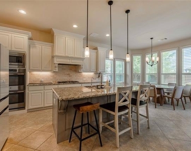 12824 Flatiron Trail - Photo Thumbnail 20
