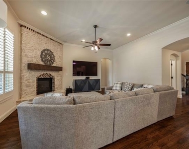 12824 Flatiron Trail - Photo Thumbnail 16