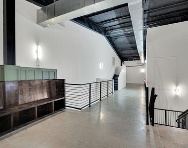 301 W Main Street - Photo Thumbnail 14