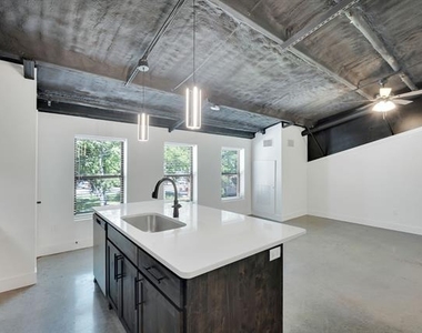 301 W Main Street - Photo Thumbnail 2