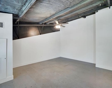301 W Main Street - Photo Thumbnail 5