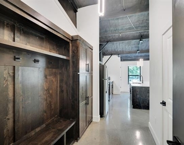 301 W Main Street - Photo Thumbnail 3