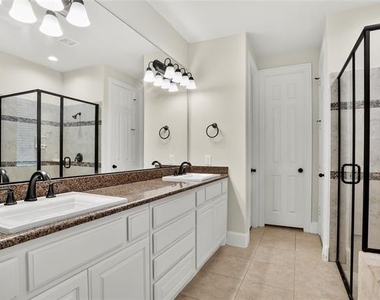 2346 Arezzo Lane - Photo Thumbnail 7