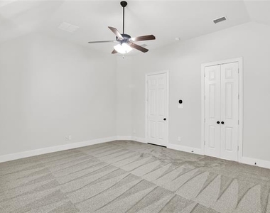 2346 Arezzo Lane - Photo Thumbnail 6