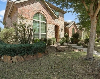 2346 Arezzo Lane - Photo Thumbnail 2