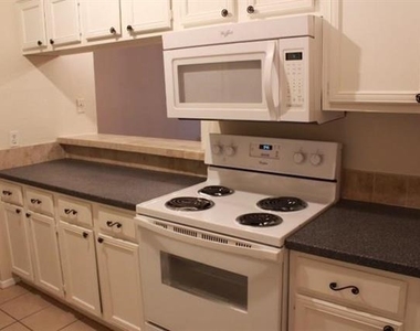 5550 Spring Valley - Photo Thumbnail 4
