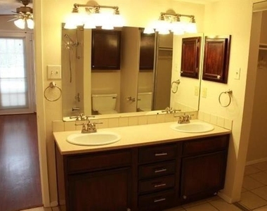 5550 Spring Valley - Photo Thumbnail 13