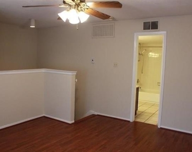 5550 Spring Valley - Photo Thumbnail 8