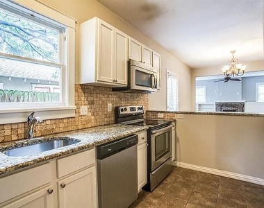 407 S Windomere Avenue - Photo Thumbnail 4