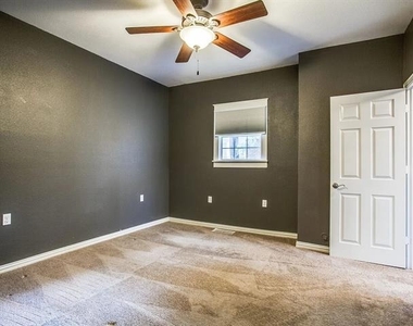 407 S Windomere Avenue - Photo Thumbnail 7