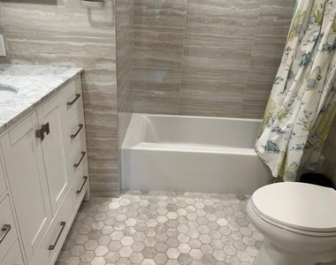 160 Yacht Club 206 Way - Photo Thumbnail 16