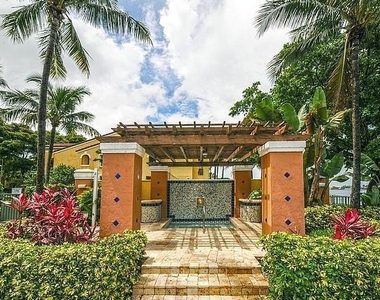 160 Yacht Club 206 Way - Photo Thumbnail 27