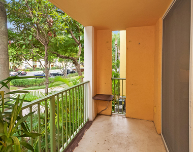 160 Yacht Club 206 Way - Photo Thumbnail 15