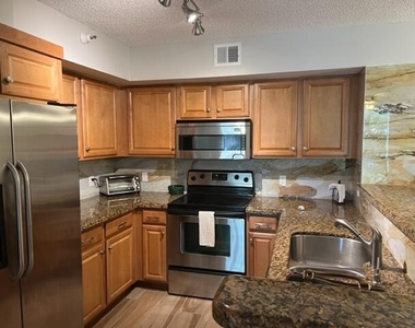160 Yacht Club 206 Way - Photo Thumbnail 1