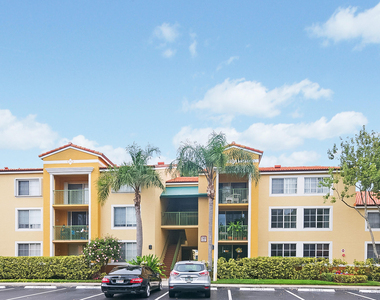 160 Yacht Club 206 Way - Photo Thumbnail 41