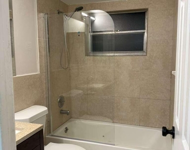 2730 Forest Hills Boulevard - Photo Thumbnail 14