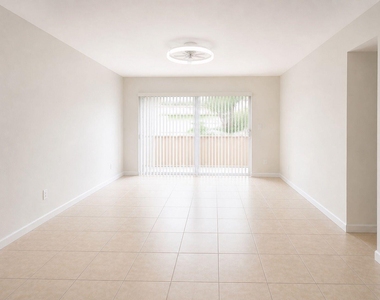 2730 Forest Hills Boulevard - Photo Thumbnail 5