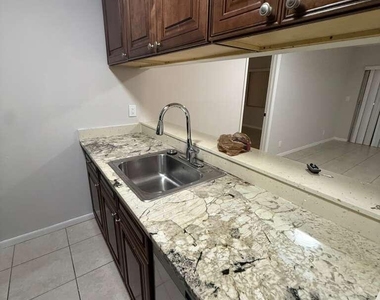 2730 Forest Hills Boulevard - Photo Thumbnail 7