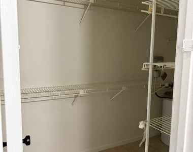 2730 Forest Hills Boulevard - Photo Thumbnail 12