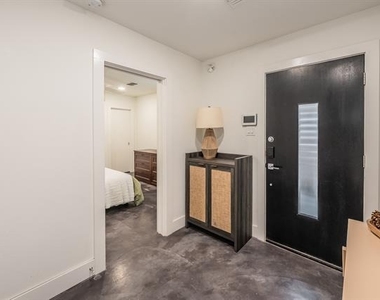 4954 Camdale Court - Photo Thumbnail 2