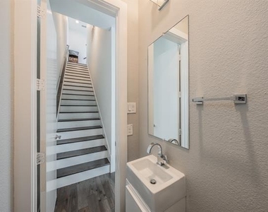 4954 Camdale Court - Photo Thumbnail 23